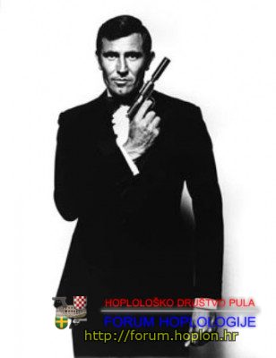 George-Lazenby.jpg