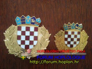 Croatian Police - hat and beret badges.jpg