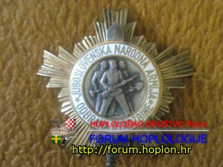 Orden narodne armije sa zlatnom  zvijezdom (II. red).jpg