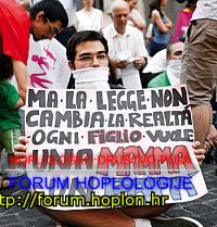 d6b9be07-f7ab-84b7-4e24-d9124f199860_italia pobuna roditelja.jpg