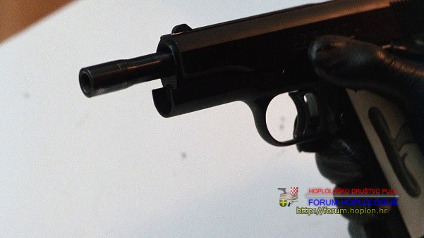 601px-Cobragoldcupbarreltrigger.jpg