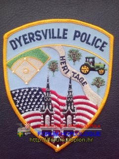 Dyersville Police.jpg