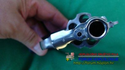 S&W 36-2 009.JPG
