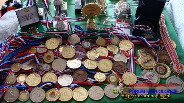 pehari i medalje 001.JPG